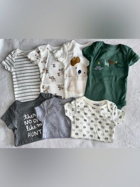 Bundle of Short Sleeve Onesies- Boy (0-3 Mo)